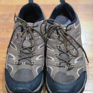 MERRELL MENS MOAB 3 HIKING SHOE